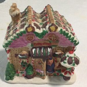 Festive  Ginger Frost Lane Cake Store  House Decoration made 2005
